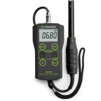 Bilde av Milwaukee MW802 - pH + EC water meter / combo meter